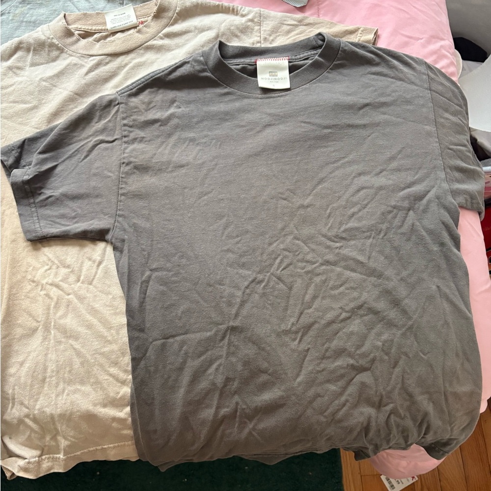 Gray and Beige Men's T-Shirt Set